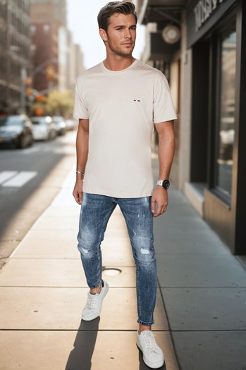 Besticktes Cappuccino-T-Shirt für Männer Dstreet RX5638