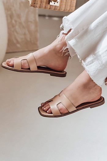 Damen Flip-Flops mit Kerbe CLASSROT beige Dstreet ZY0883