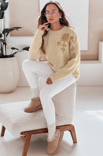 Damenpullover mit Blumenapplikation GIRLHERBAL creme Dstreet MY2546