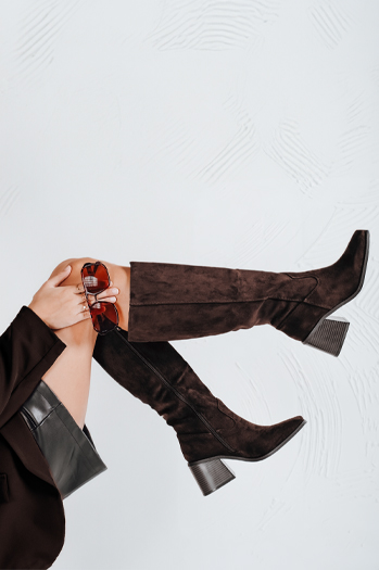 Braune Damenstiefel aus Wildleder Dstreet ZY1157