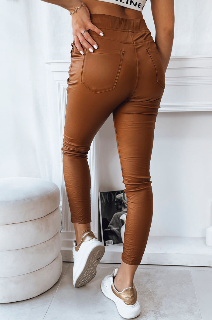 Damen Waxhose LIZZY Farbe Camel DSTREET UY1779