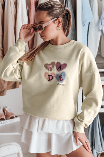 Damen Sweatshirt in Übergröße mit Herzen MADELIN hellgrün Dstreet BY1460