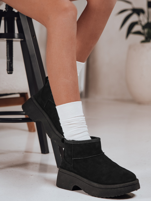 Damen Schneestiefel mit dicker Sohle schwarz Dstreet ZY1284