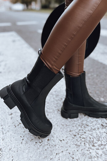 Damen Schuhe FROSTFALL Farbe Schwarz DSTREET ZY0353