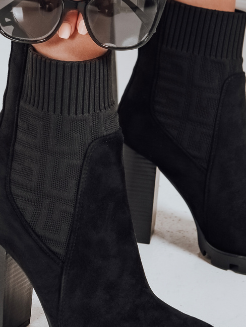 Damen Wildleder Stiefel mit Absatz schwarz Dstreet ZY1298