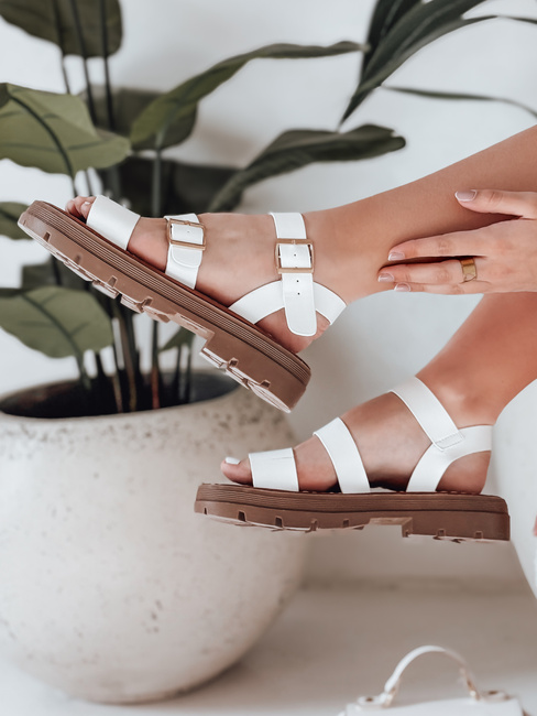 Damen Sandalen mit Schnallen SOLARIA weiß Dstreet ZY0890