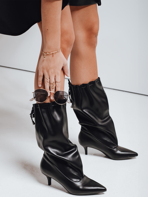 Damenstiefel mit Crinkle Schaft schwarz Dstreet ZY1136
