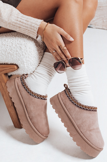 Damen Schneestiefel mit gesticktem Wildleder beige Dstreet ZY1183