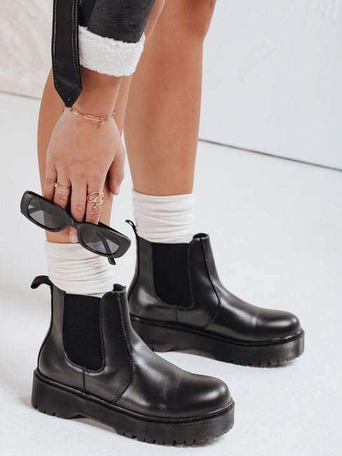 Damen STEPBACK Stiefel mit hoher Sohle schwarz Dstreet ZY0494