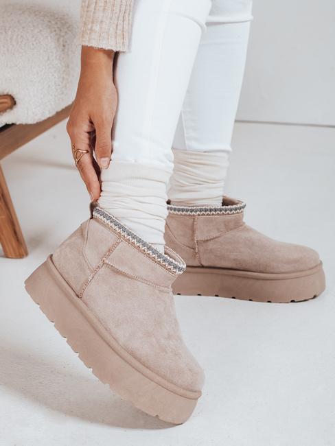 Damen Plateau-Schneestiefel hellbeige Dstreet ZY1055