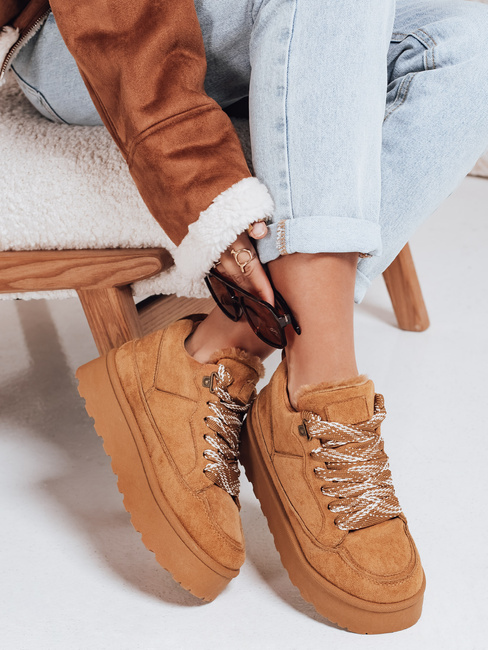 Damen pelzigen Plattform Turnschuhe camel Dstreet ZY1068