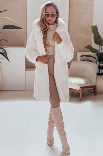 Damen Pelzmantel MISSFLUFF weiß Dstreet TY4983