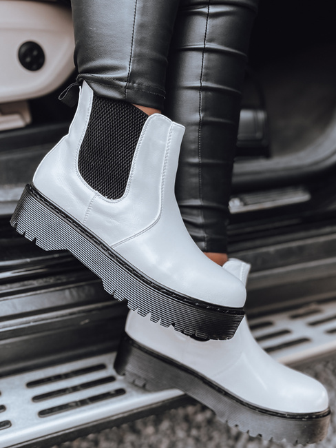 Damen STEPBACK Stiefel mit hoher Sohle weiß Dstreet ZY0495