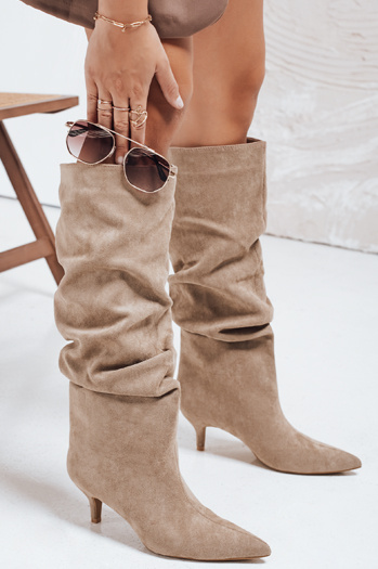 Damen Stiefel mit Crinkle Schaft beige Wildleder Dstreet ZY1123
