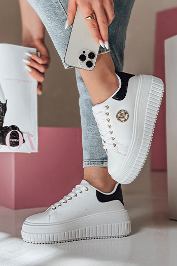 Damen Plateau Turnschuhe KITNOT weiß und schwarz Dstreet ZY0922