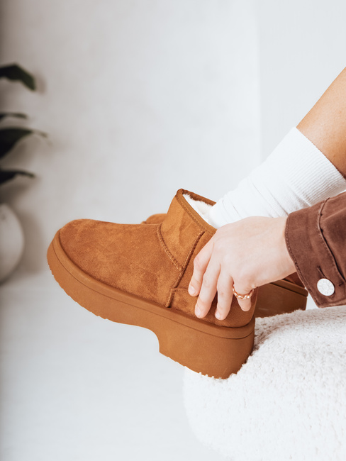 Damen Schneestiefel auf dicke Sohle camel Dstreet ZY1288