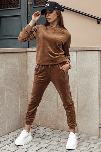 Damenset aus Velours URBANVELVET braun Dstreet AY1062