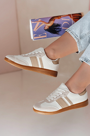 Damen sportliche Turnschuhe SNIKAR beige Dstreet ZY0641